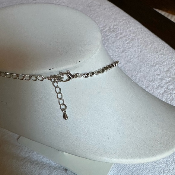 Gorgeous purple necklace - Picture 3 of 3